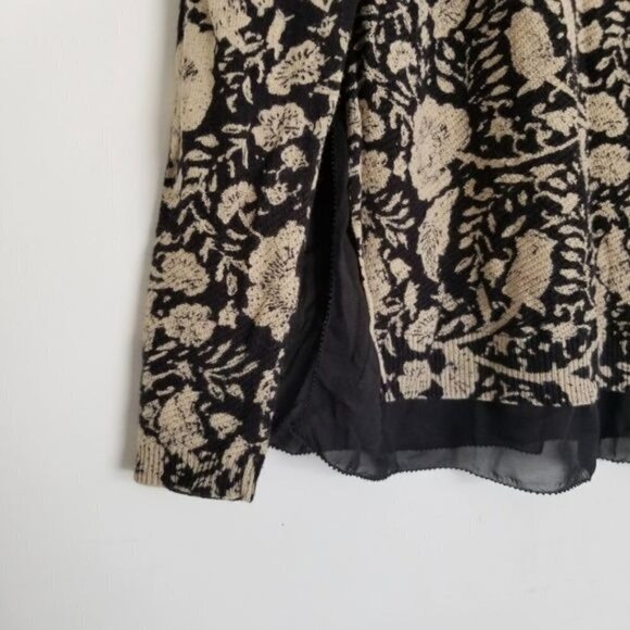 Lucky Brand Black and Tan Floral Sheer Lace Trim Long Sleeve Knit Sweater Small - Picture 3 of 7